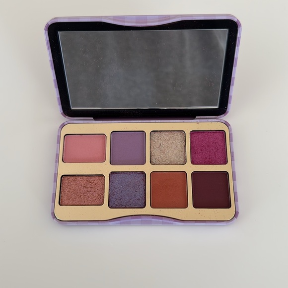 Too Faced Eye Shadow Palette - Picture 10 of 13